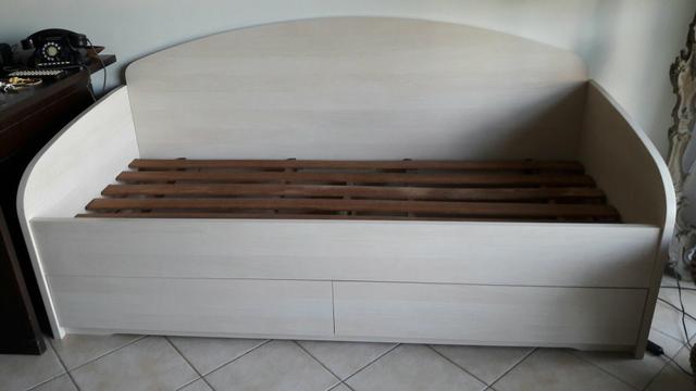 Cama tipo sofá