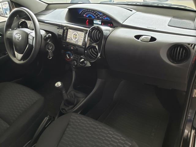 Etios 1.3 X 2015/2015 com DVD ( 64.000km) Única dona - Foto 11