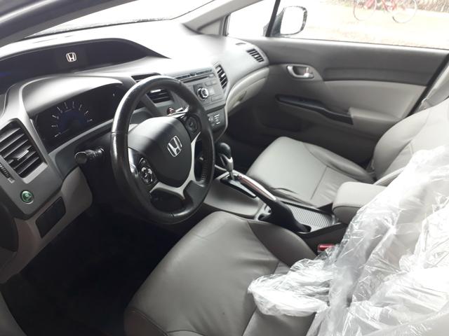 Civic lxr 2.0 automático ano 2014 completao com garantia e ipva quitado - Foto 9