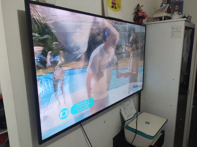 Samsung 4K TVs untuk dijual di Recife, Brazil, Facebook Marketplace
