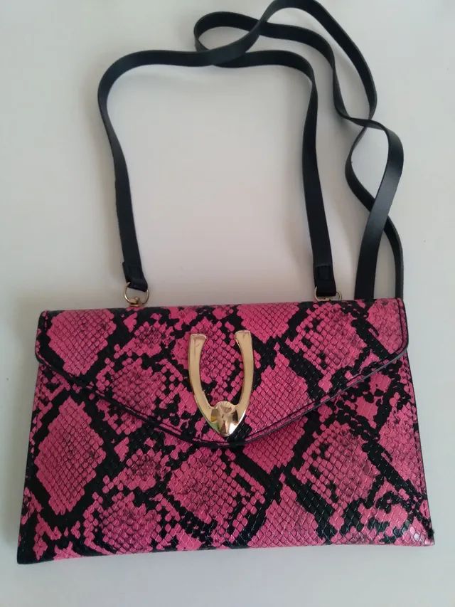 Bolsa carteira rosa estampa print com alça fecho com pressão nova - Foto 2