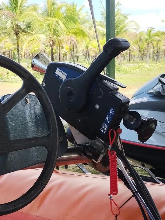 Barco Inflável para 5 Pessoas - Foto 9