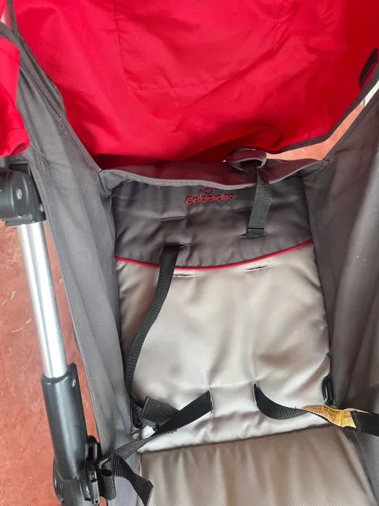 Carrinho de Bebê Apollo Grafite Vermelho - Foto 6