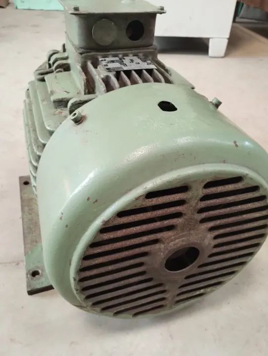 Motor Elétrico Trifásico GE 15 CV-220/380V - Foto 5