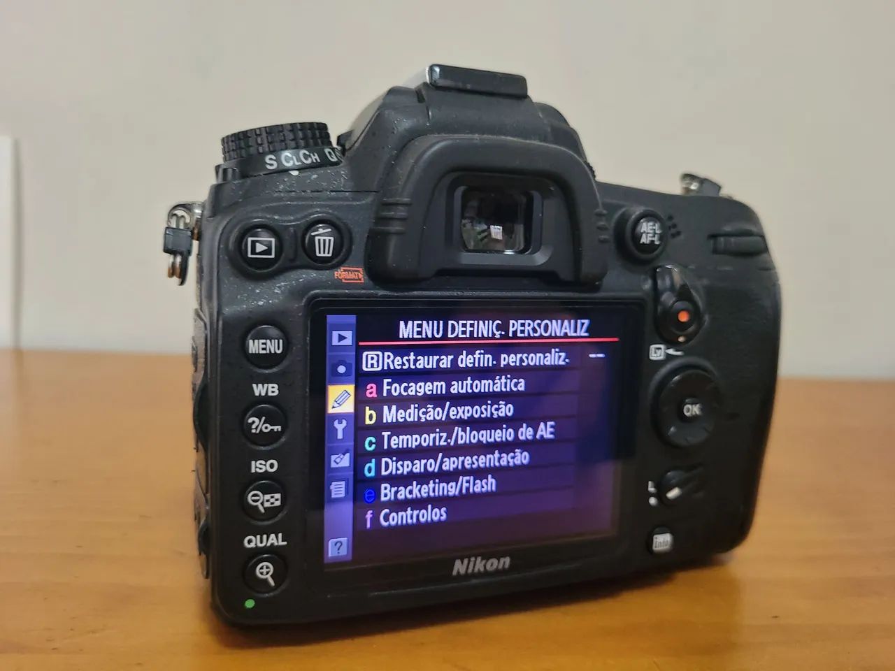 Câmera Nikon D7000 com Lente 18-105 VR - Foto 4