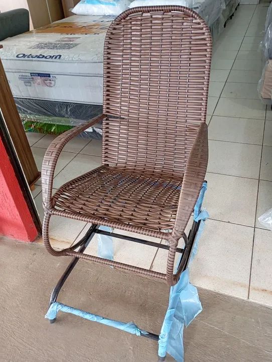 Cadeira de balanço. - Foto 3