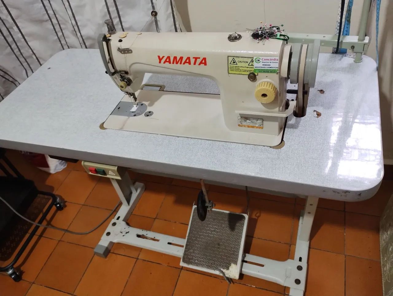 Máquina de Costura Industrial Yamata