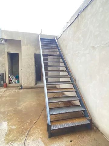 Escadas de ferro