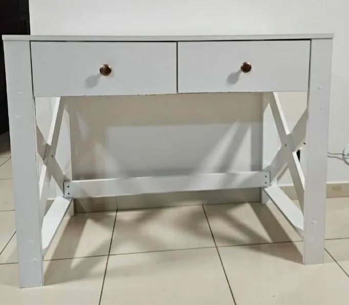 White Desk64960530864641120
