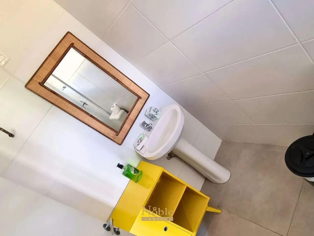 Oportunidade Imperdível! Sobrado Germinado Mobiliado à Venda! - Foto 4