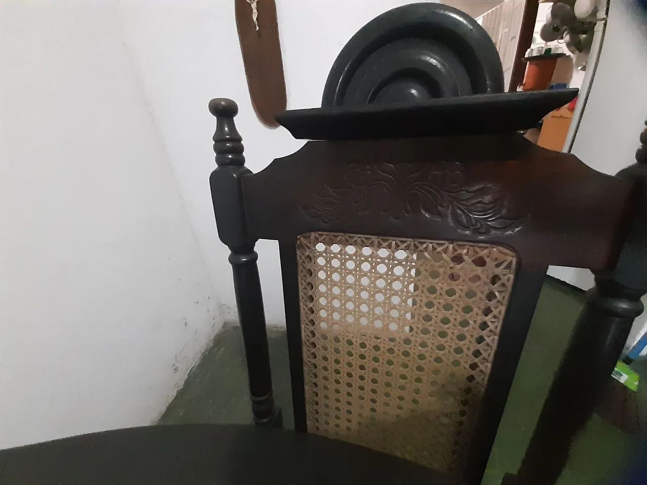 Mesa estilo colonial em madeira 64962185541505123