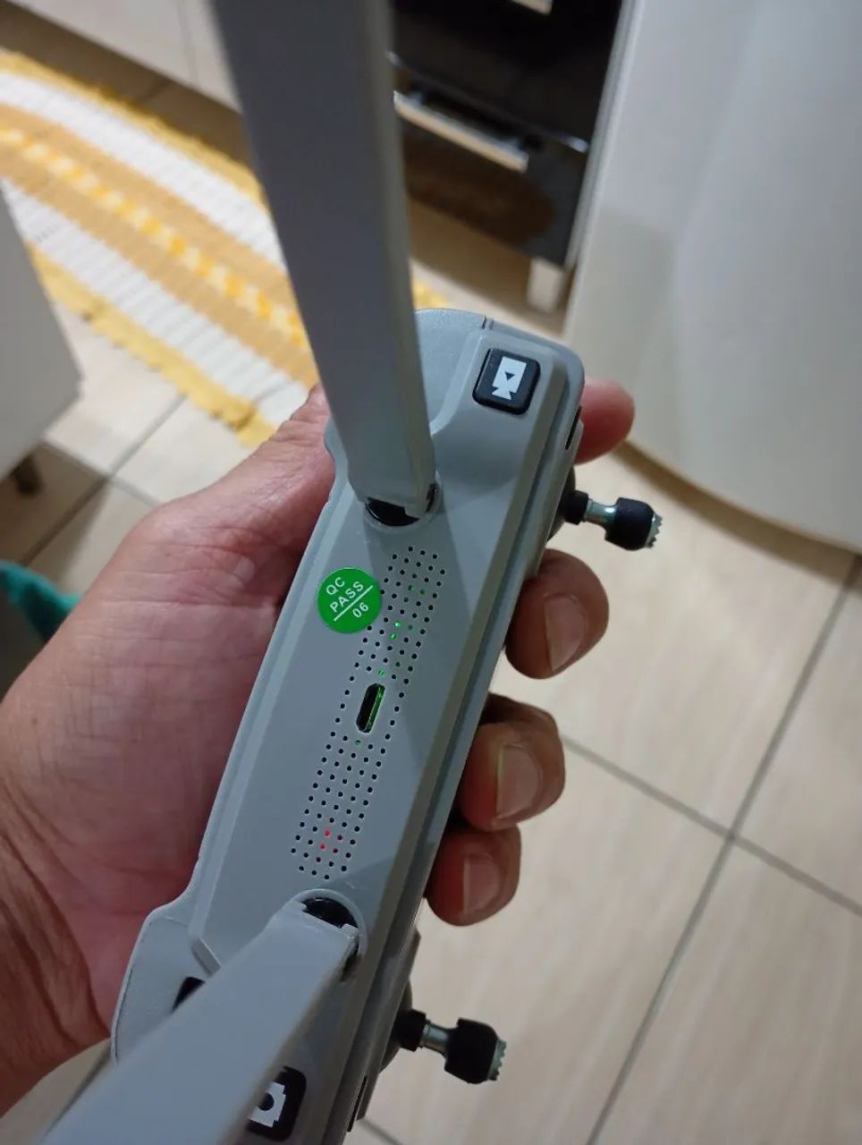 Controle drone cfly faith mini  - Foto 3