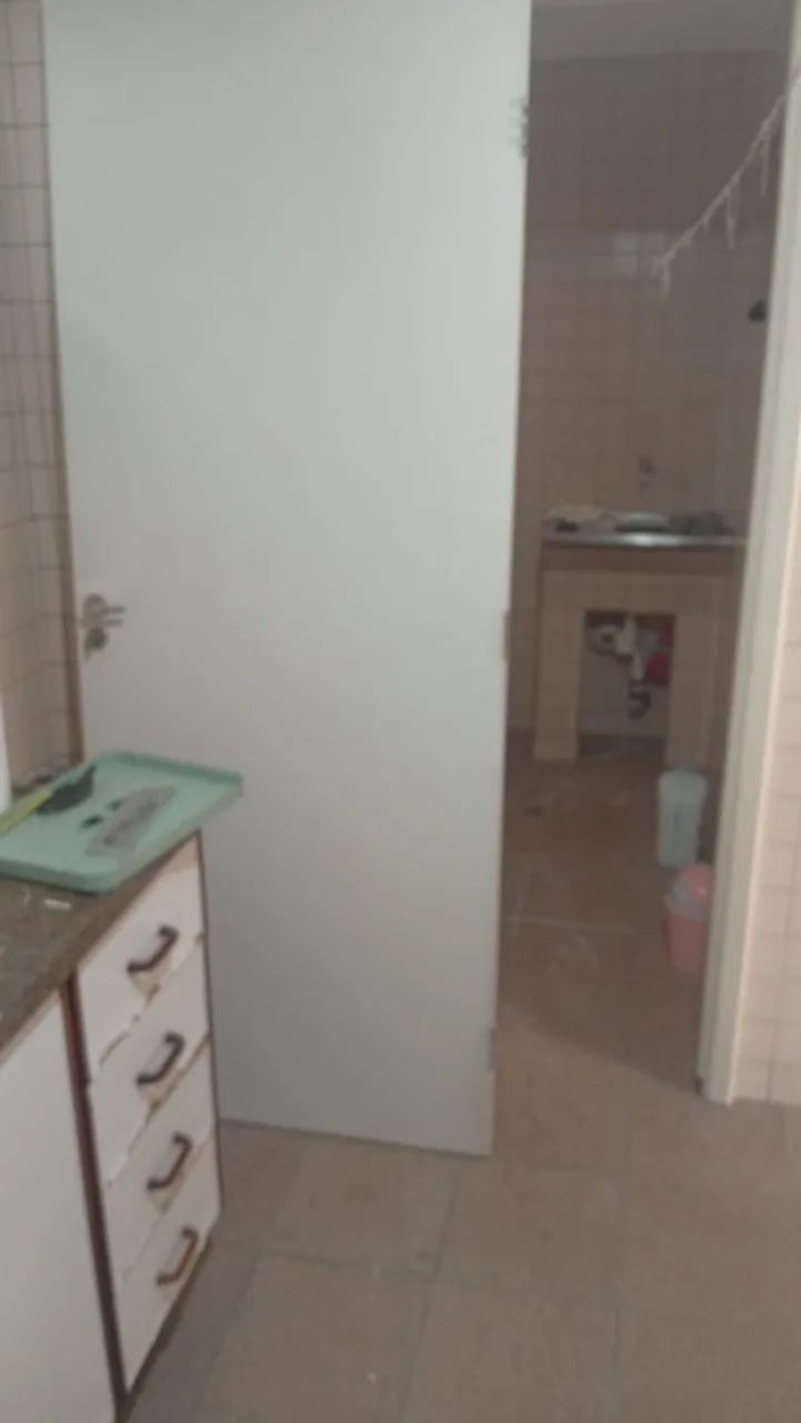 Porta dr madeira com.fechadura e chave