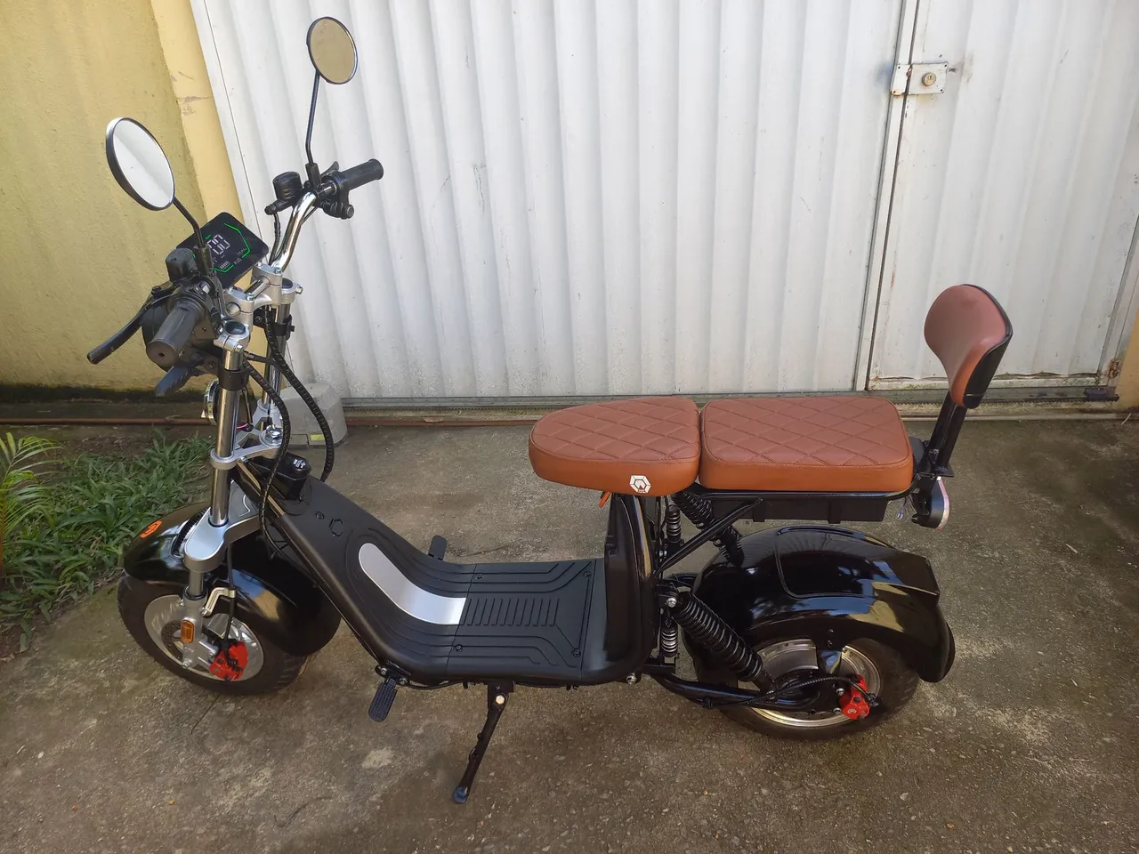 Scooter Elétrica Urbana - Conforto e Estilo!