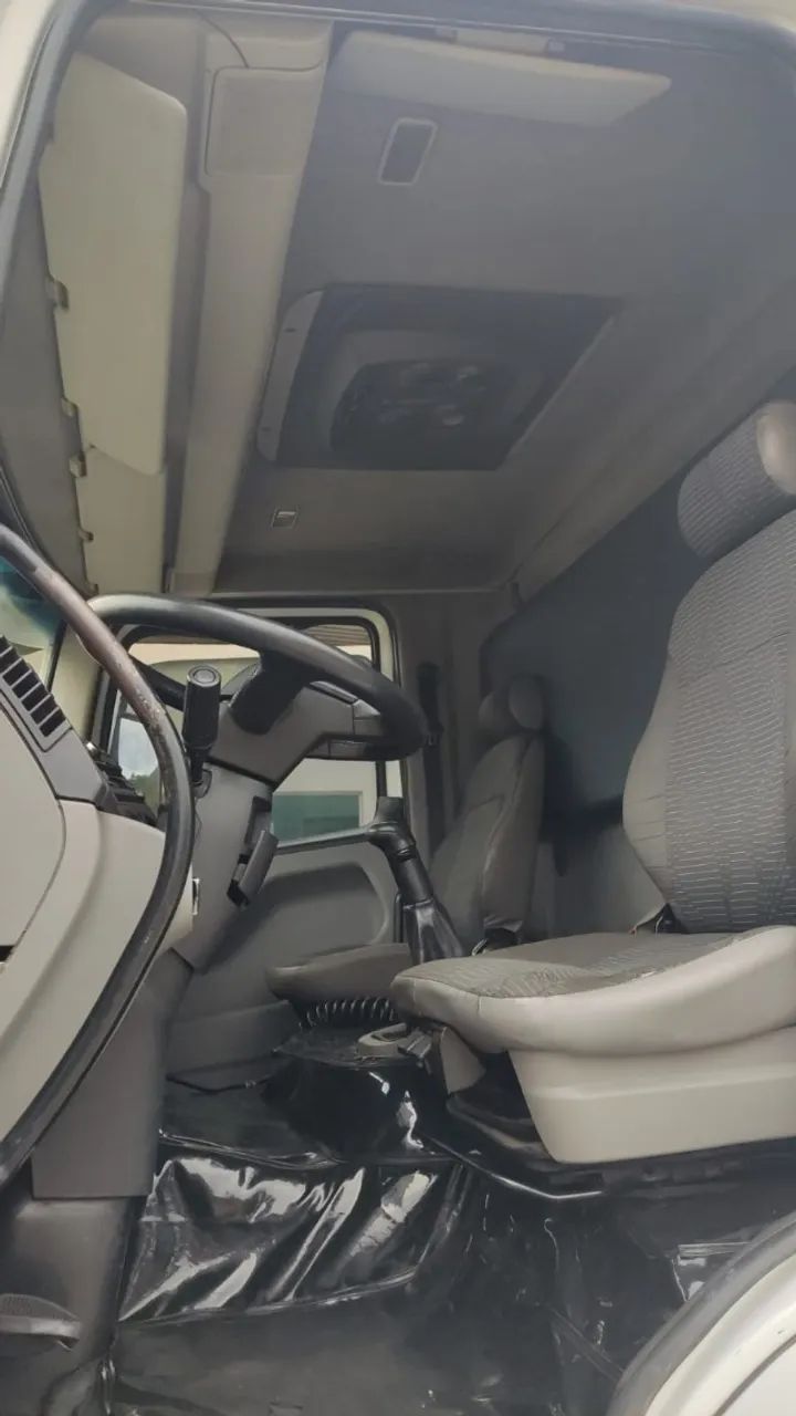 volkswagen/vw 24.250 6x2, ano 2007/2008, constellation - Foto 9