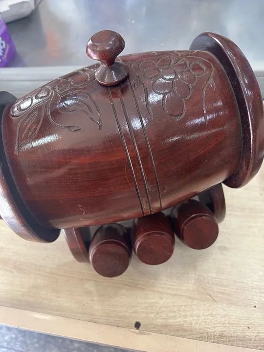 Barril com madeira trabalhada  - Foto 4