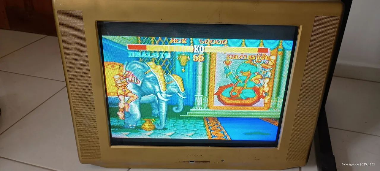 TV Aiko de tubo 20 polegadas com design retrô - Foto 4