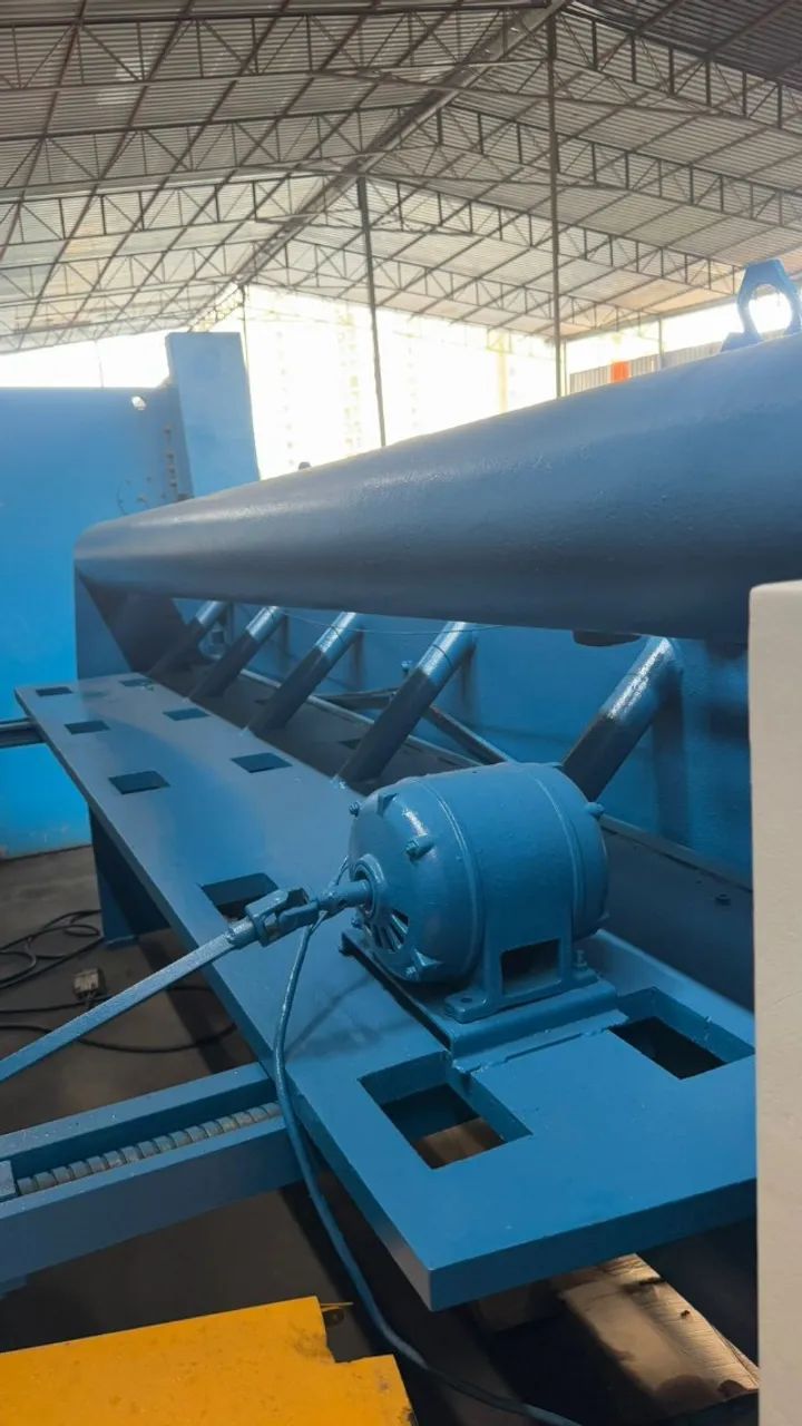 Guilhotina Hidráulica Ferjaro - Foto 6