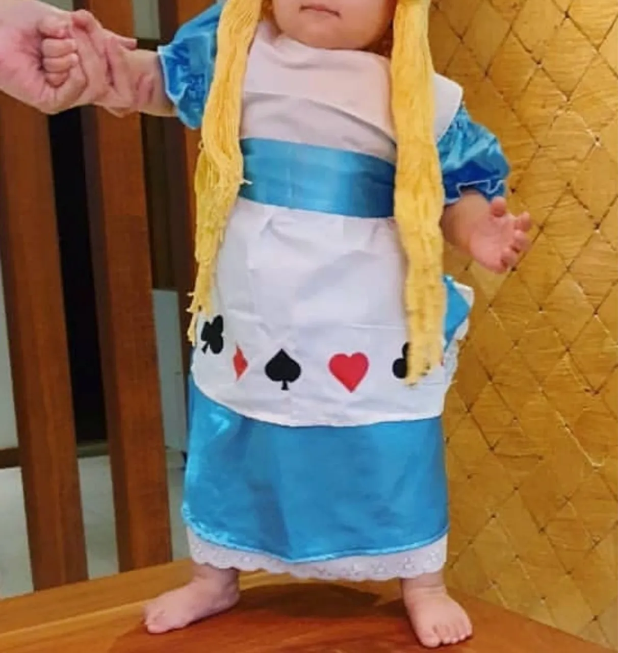 Fantasia Alice no País das Maravilhas - tamanho 1 ano e meio a 2 anos