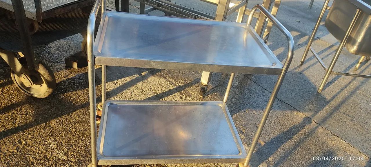 Carrinho inox de serviço 85x52 centímetros"LEIA" - Foto 2