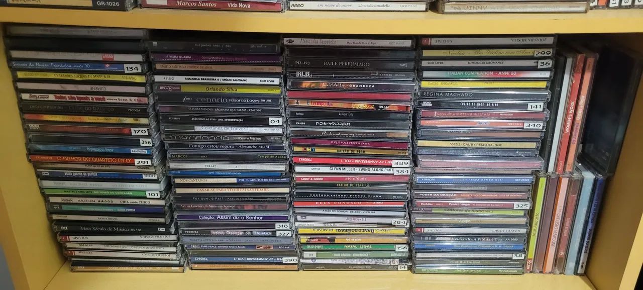 Coleção de CDs Diversos - Vários Gêneros Nacionais  - 600 itens  - Foto 3