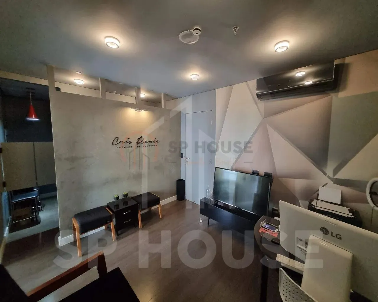 Sala comercial mobiliada para venda, 3 salas, 1 vaga, 43m², Moema