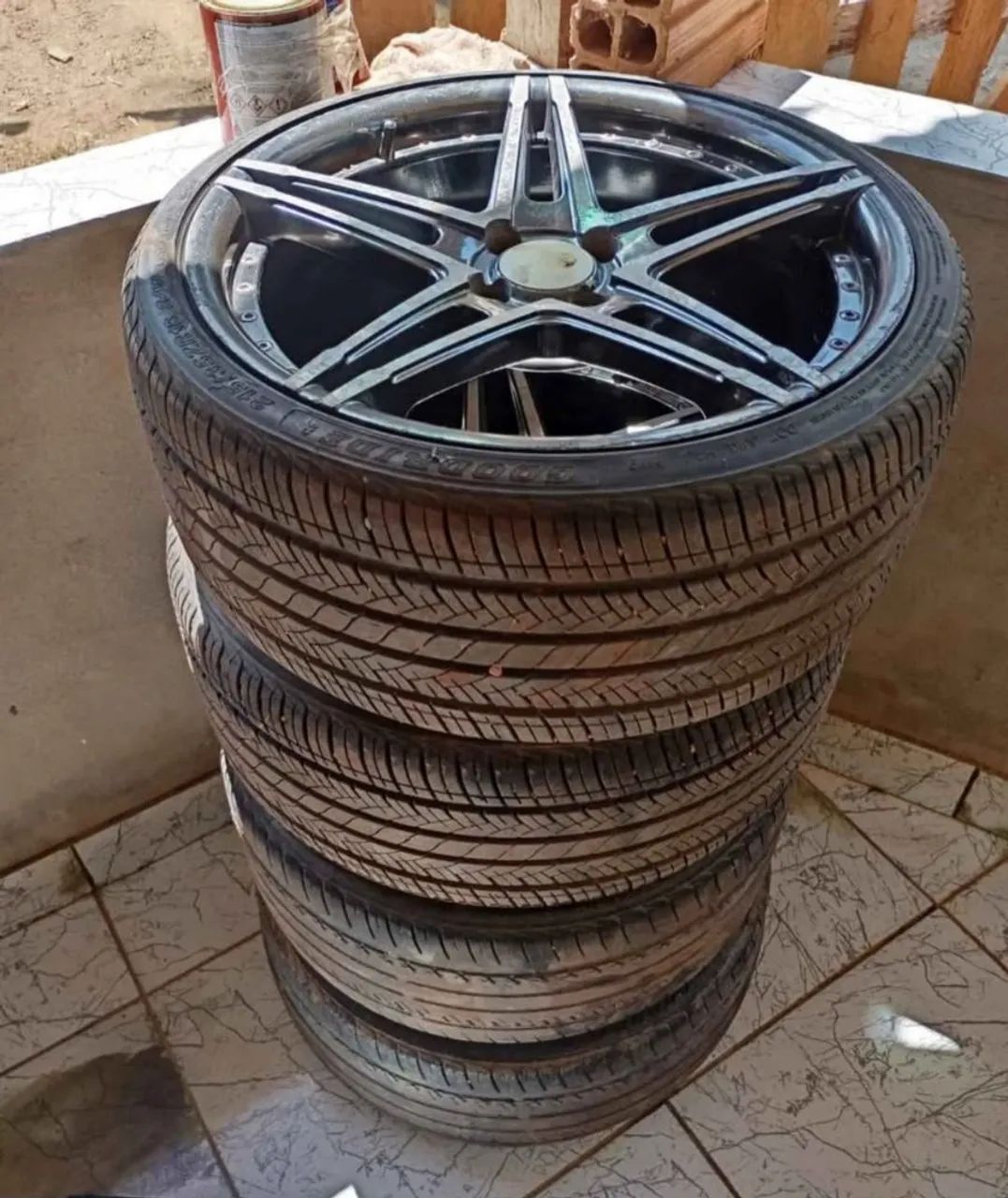 Rodas Aro 18. 215/35 - Foto 2