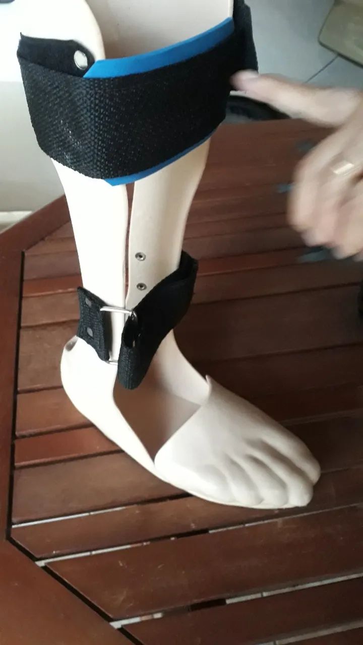 Próteses Ortopédicas - Foto 2