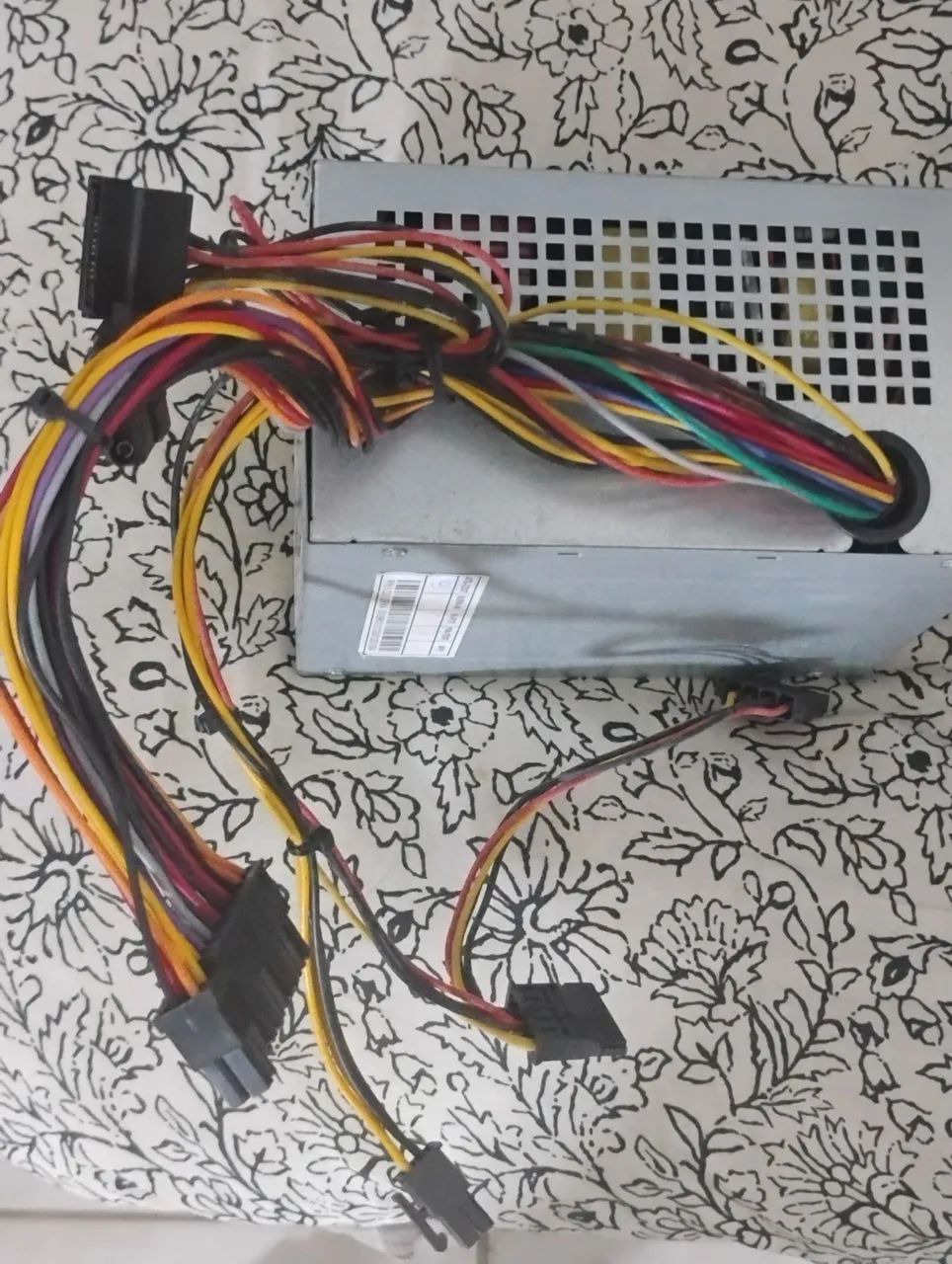 Fonte para PC 200W64315686375682125