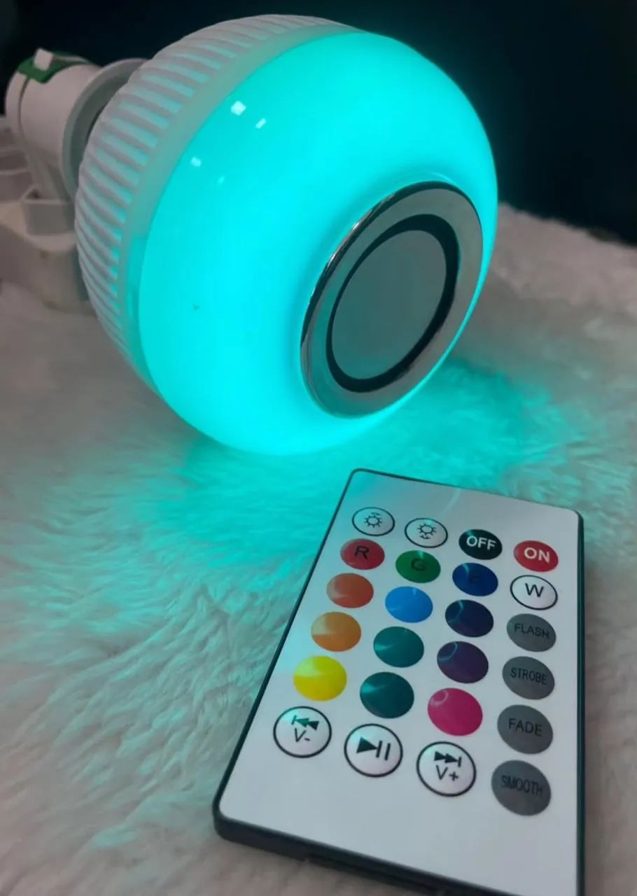 Lâmpada LED RGB com Bluetooth e Controle Remoto