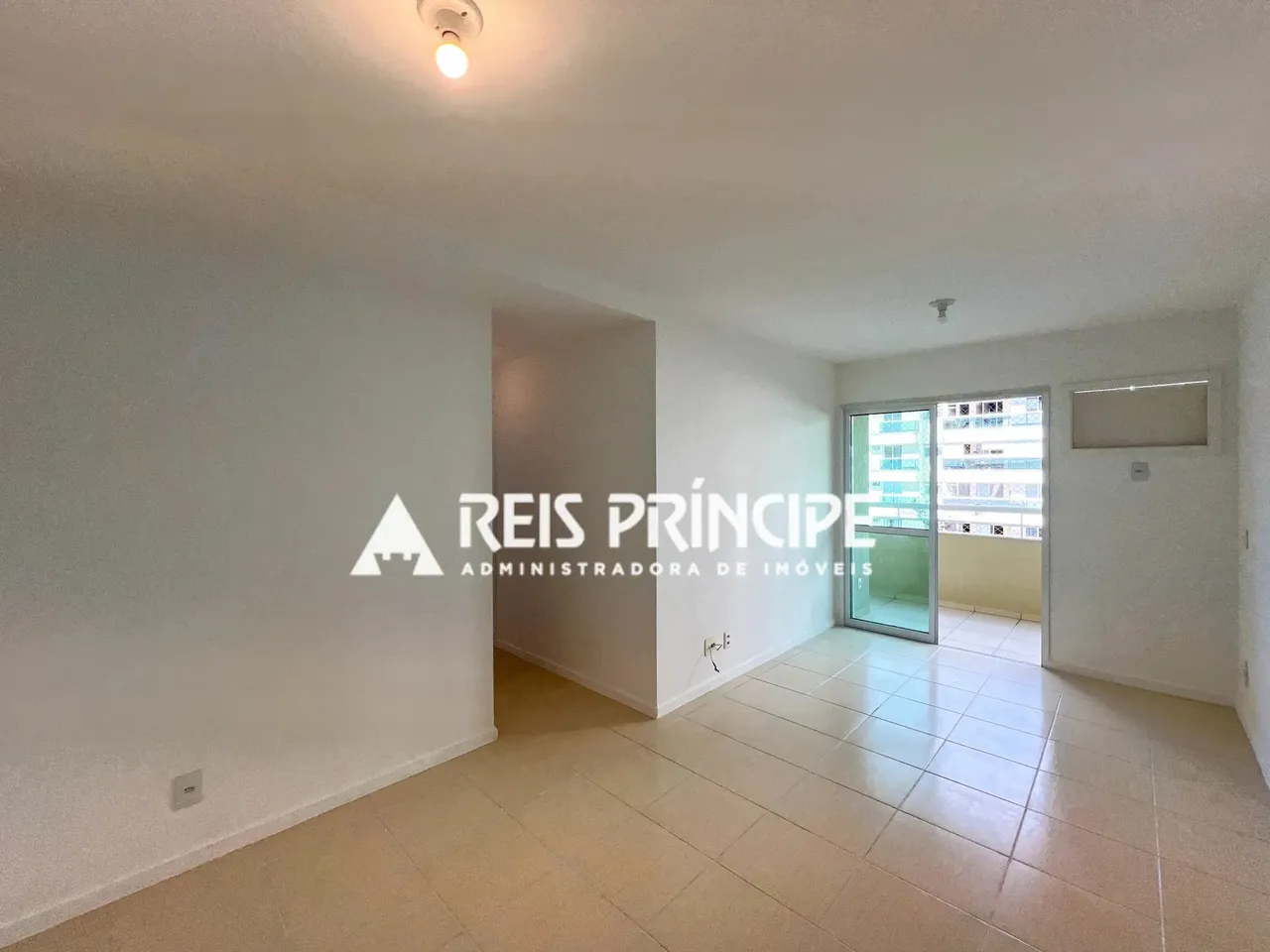 APARTAMENTO 2 QUARTOS PARA ALUGAR NA FREGUESIA
