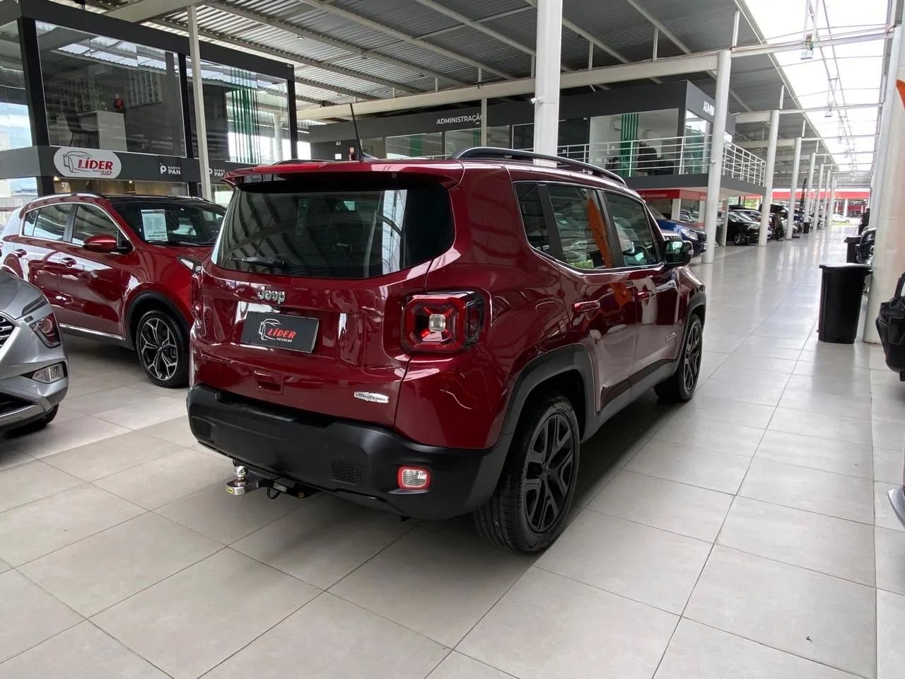 JEEP RENEGADE LONGITUDE apenas 41.000 km  - Foto 5
