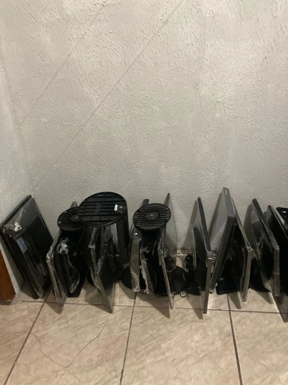 Monitor Diversos Sem Hdmi  - Foto 2