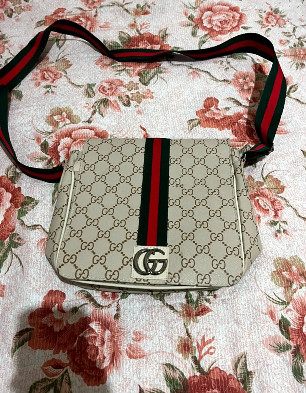 Bolsa Gucci GG Shoulder Bag