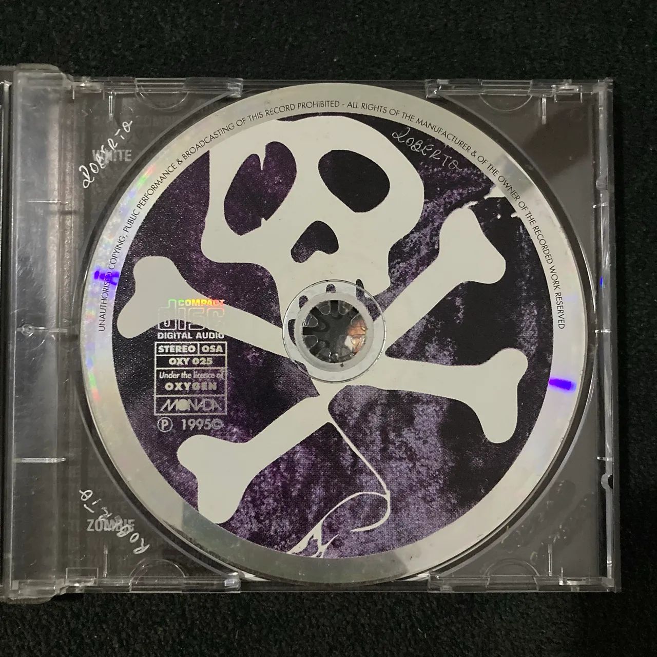 White Zombie - Astro-Junkies: 1995 (CD importado) - CDs, DVDs etc