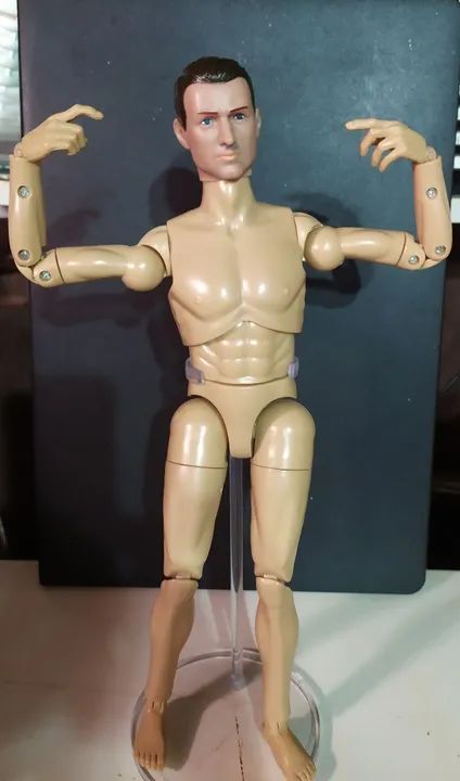 Boneco de ação masculino articulado