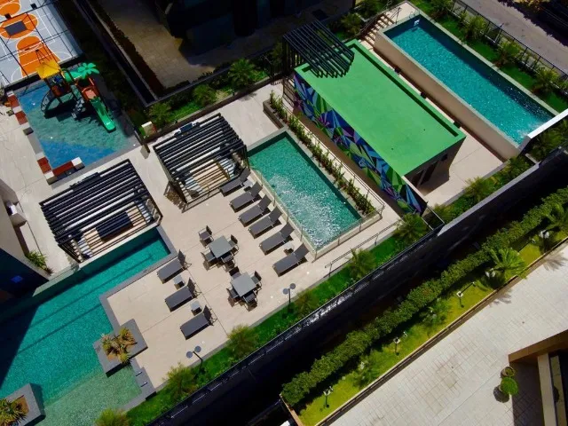 Alugo apartamento de 1 quarto e 1 escritório com vista deslumbrante no 21º andar.