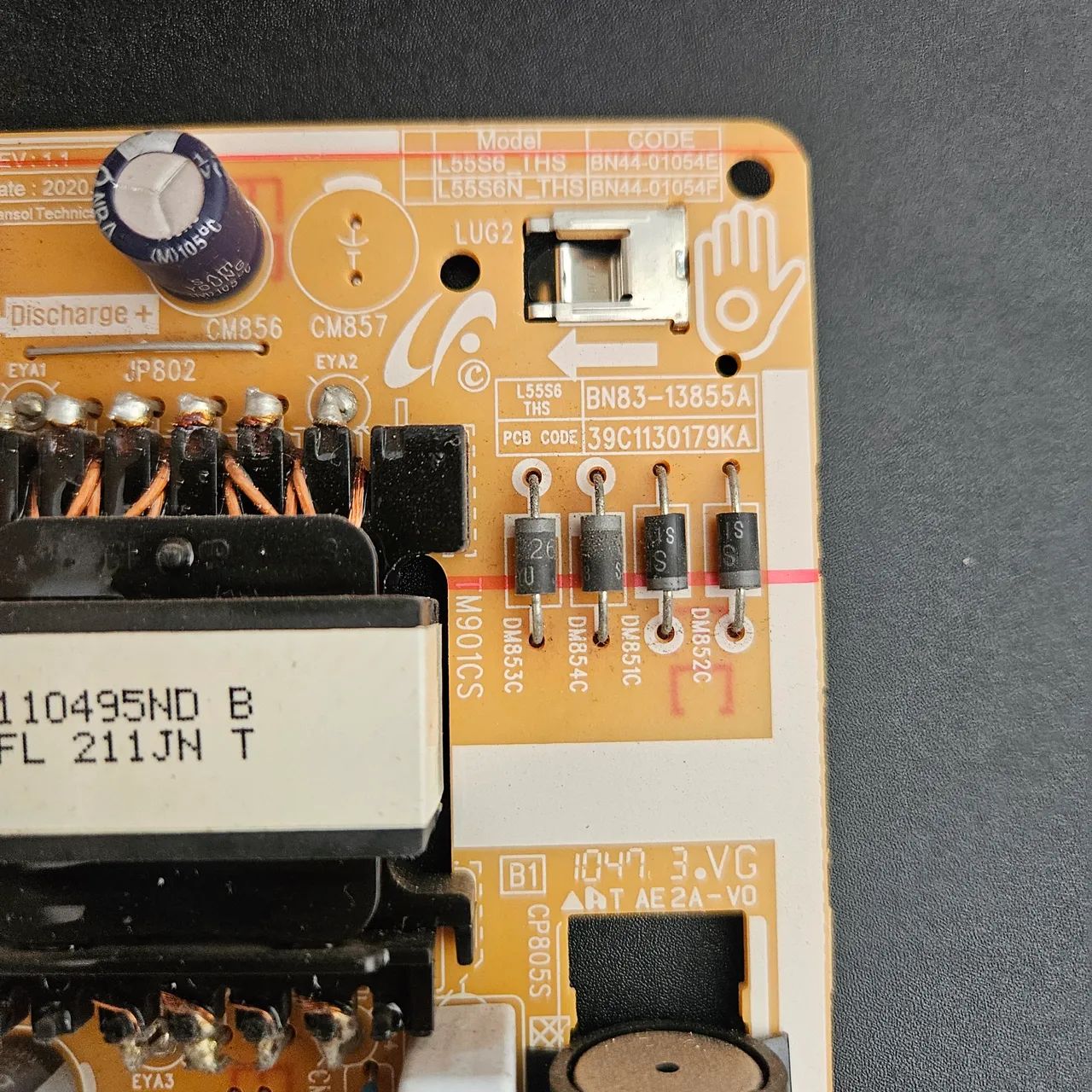 Placa Fonte TV Samsung - BN98-08150A (BN44-01054E / BN44-01054F) - Foto 4