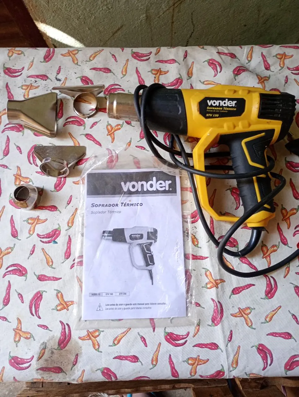 Soprador Térmico Vonder STV 150 com Acessórios