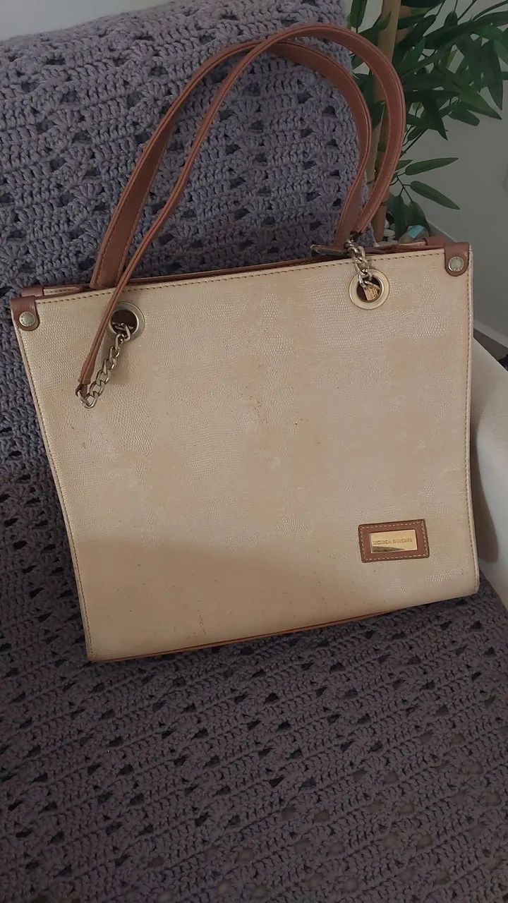 Bolsa Mônica Sanches