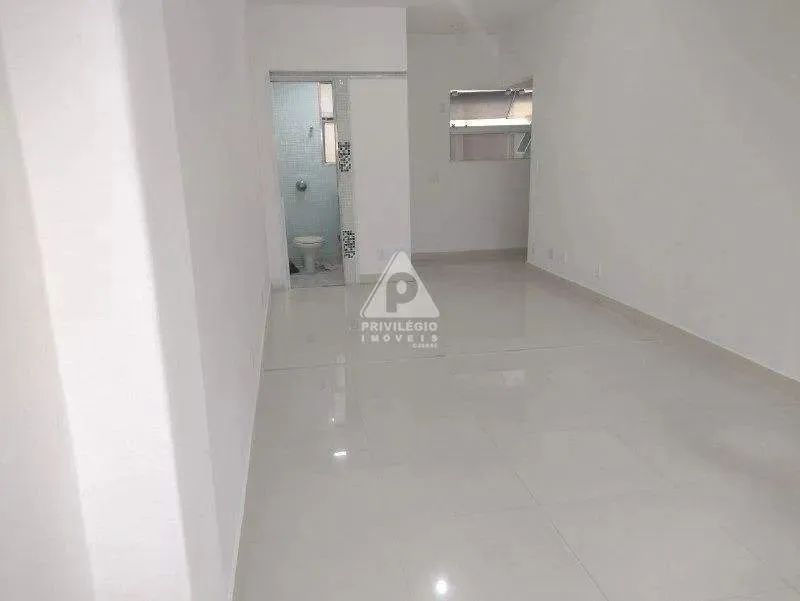 Sala Comercial Reformada de 30m² em Ipanema: Vista Livre e Sol da Manhã - Foto 5