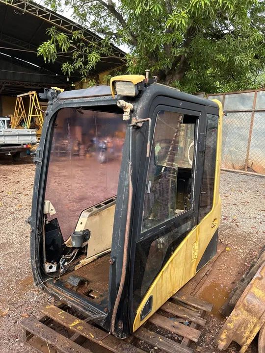 Cabine escavadeira CAT 320