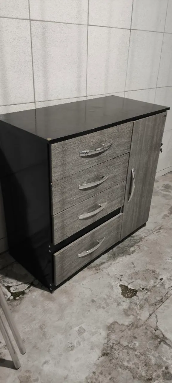 Cômoda com design moderno Olinda