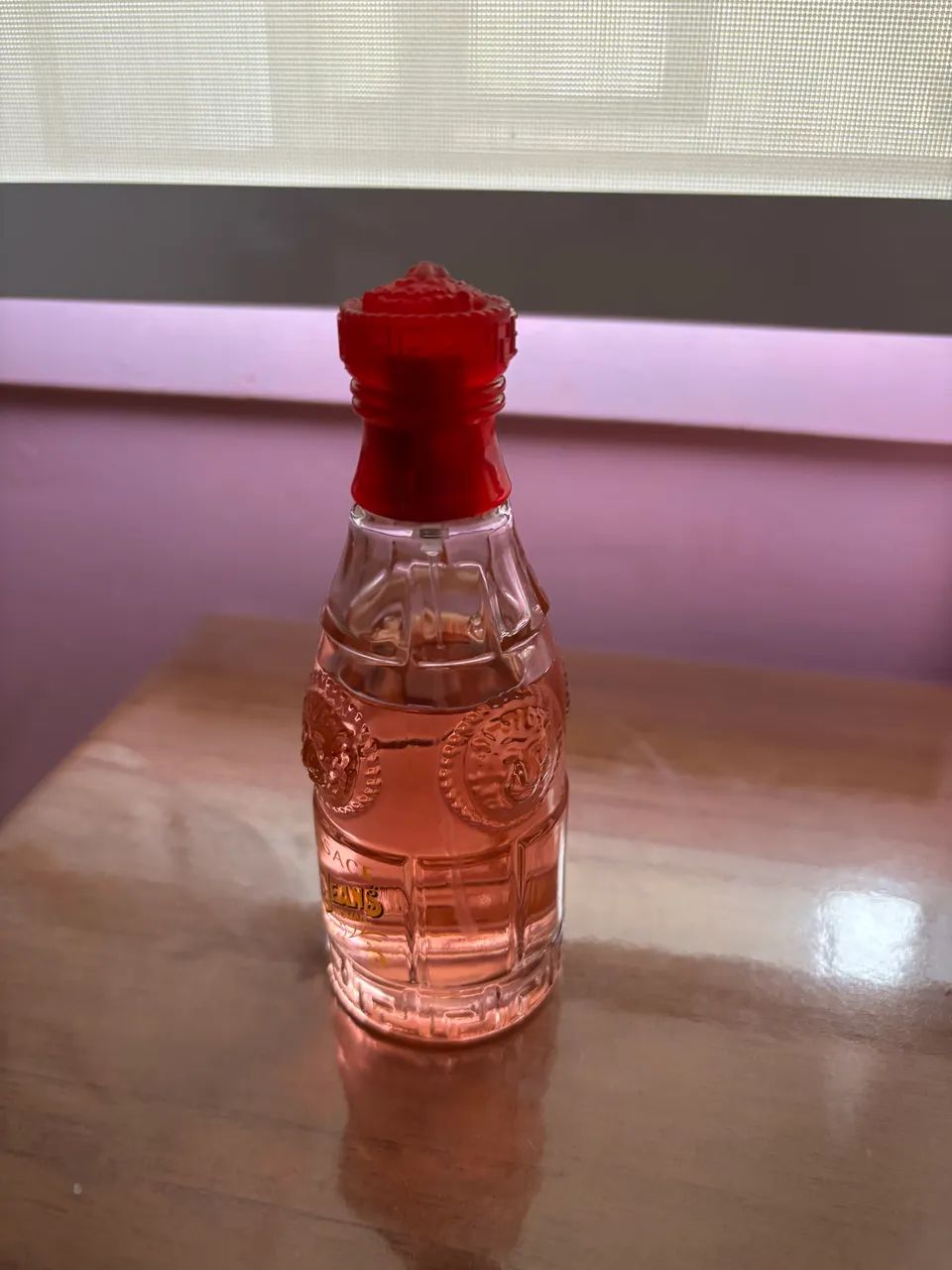 Perfume seminovo - Versace Jeans - red jeans ? 