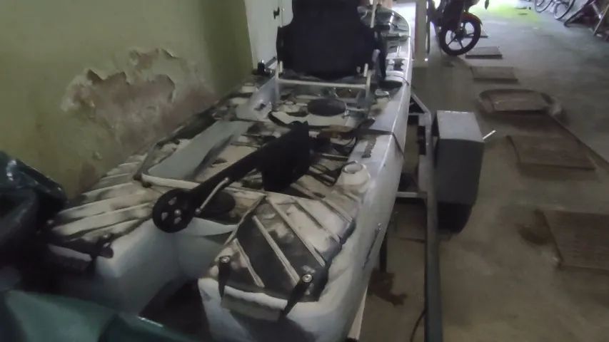 Caiaque de pesca   Dourado + pedal original zero + carrocinha transporte + capa proteção  - Foto 3