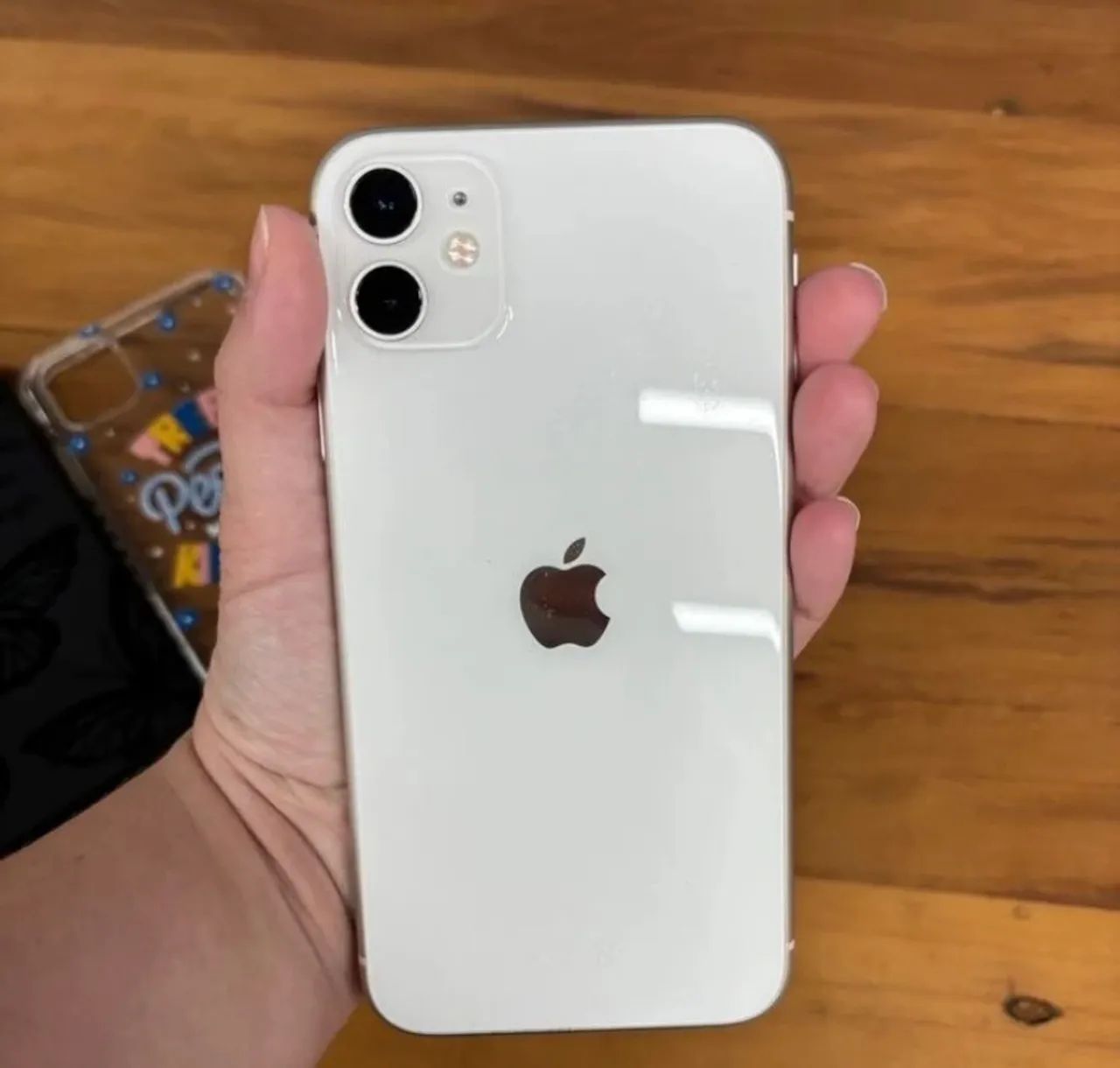 iPhone 11 branco 64 GB - Foto 2