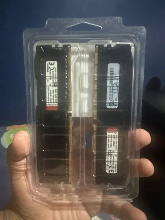 2x Memória 8gb 2400mhz HyperX