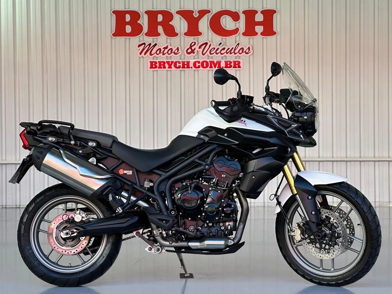 Triumph 800 2014 - 1461476882 | OLX