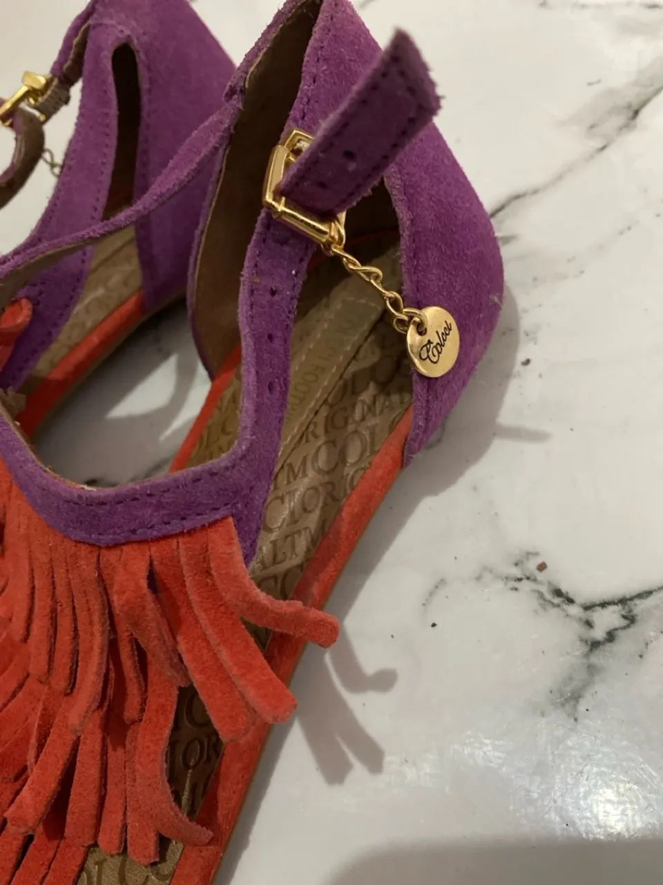 Sandália Roxo e Laranja com Franjas - Foto 2