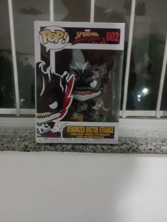 Funko Pop! Venomized Doctor Strange e Captain Marvel - Foto 3